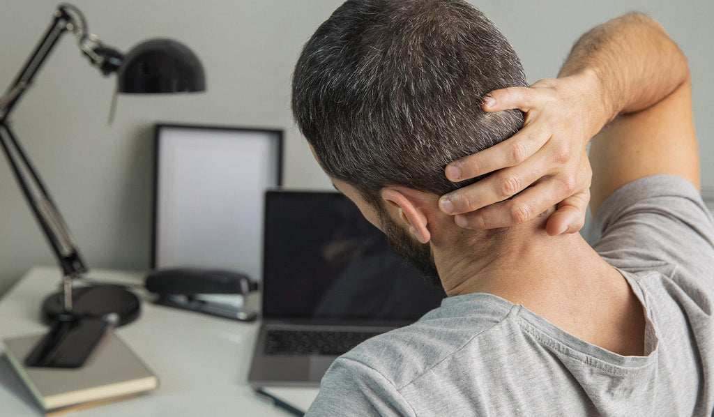 Torticolis chronique : 10 exercices simples pour renforcer la nuque et éviter les récidives